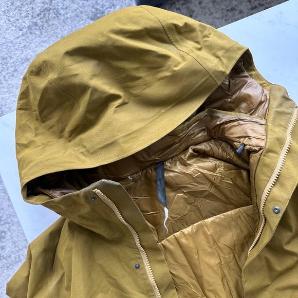 Arc'teryx Andra LT IS Rain Coat - Women's XS - Picture 6 of 8